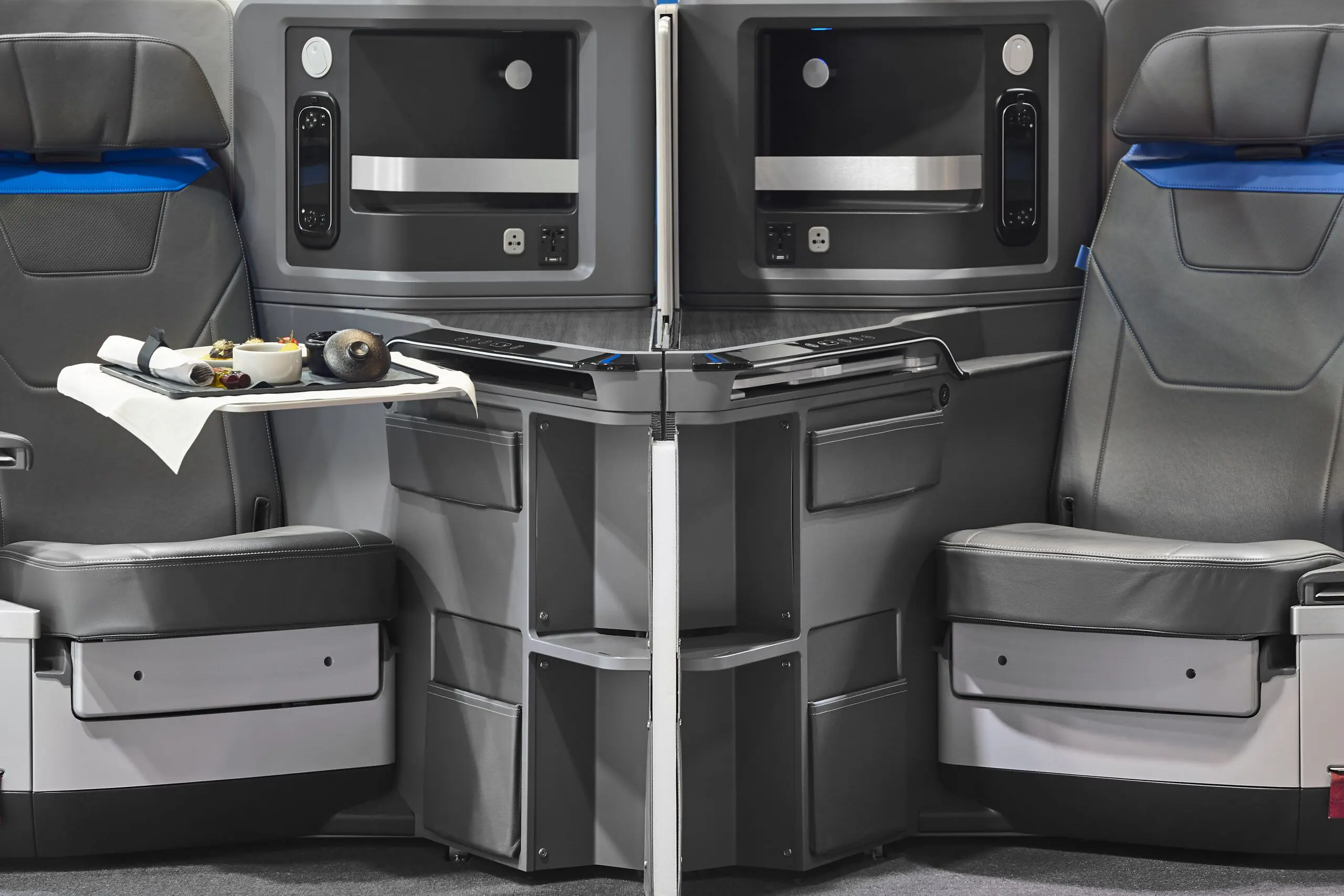 Business class versus first class