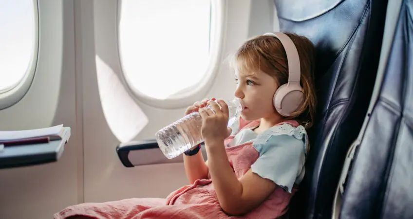 children on private jet